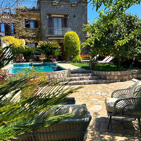 Maison Villa Angela SantʼAgata sui Due Golfi Exteriör bild
