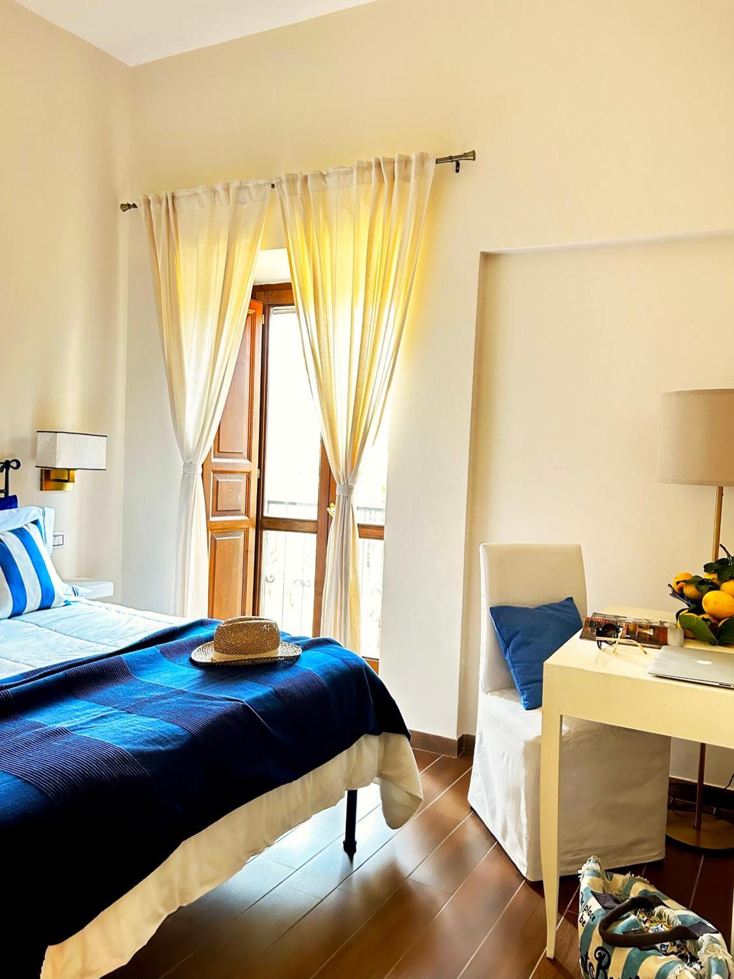 Maison Villa Angela SantʼAgata sui Due Golfi Exteriör bild